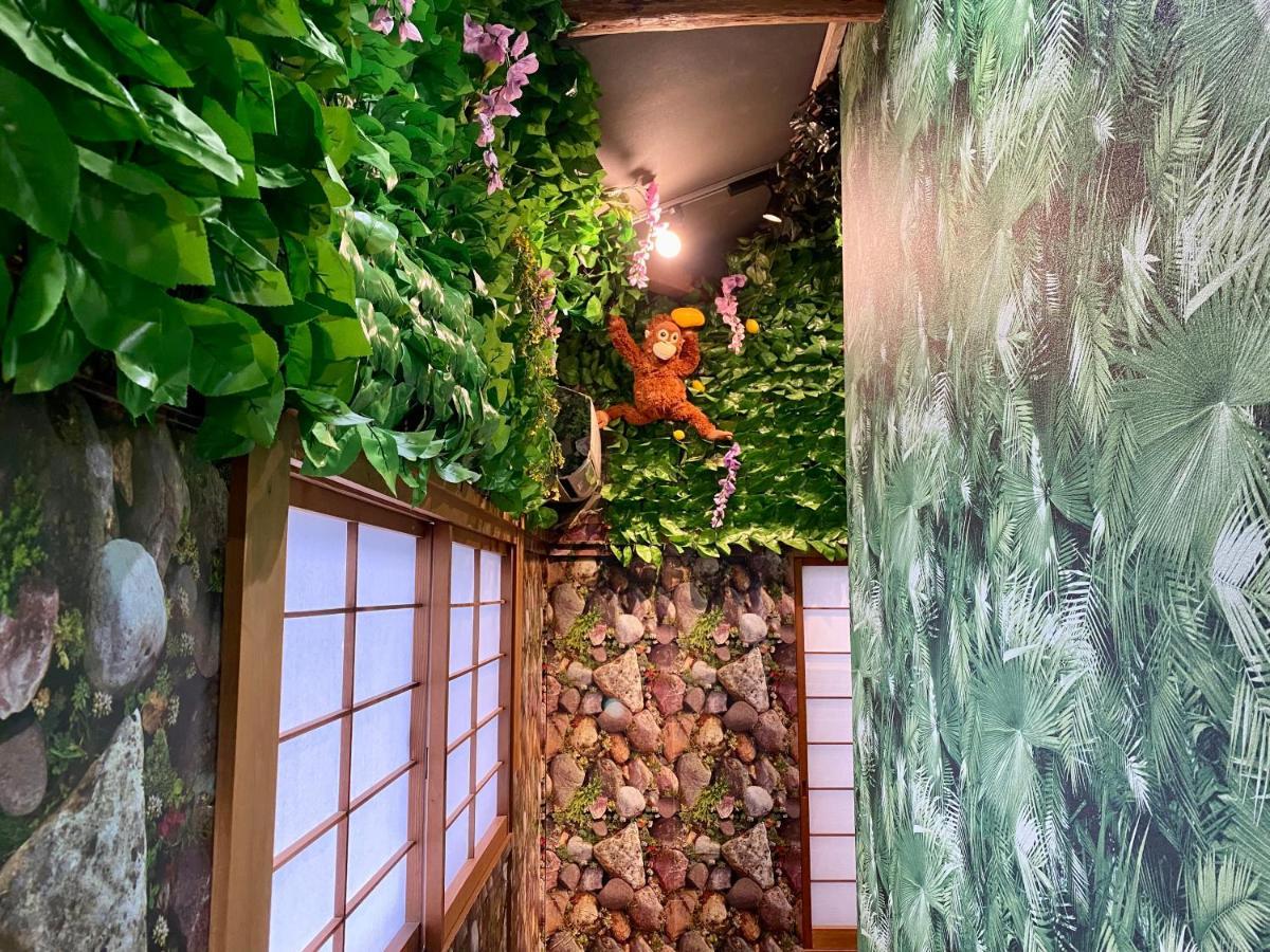Hotel Jungle Fun Fun Osaka Exterior foto